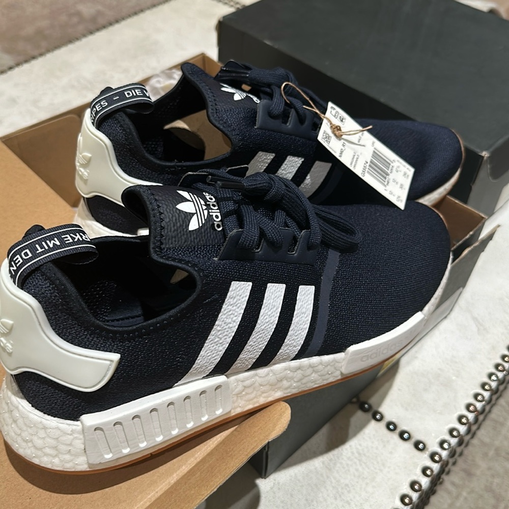 Adidas NMD R1 Men’s 12.5